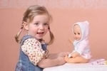 Ляльки для дівчаток: як і яку вибрати?