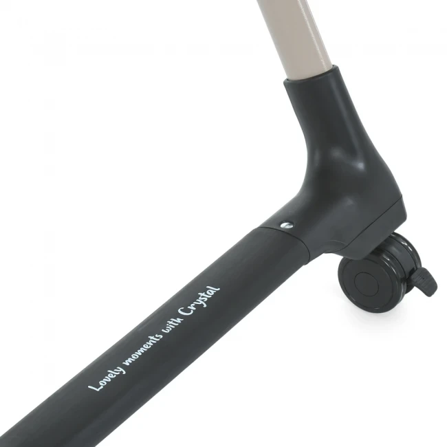 Стульчик для кормления El Camino ME 1037-B CRYSTAL Beige (съемный столик, чехол, 4 колеса) Стульчик для кормления El Camino ME 1037-B CRYSTAL Beige (съемный столик, чехол, 4 колеса)