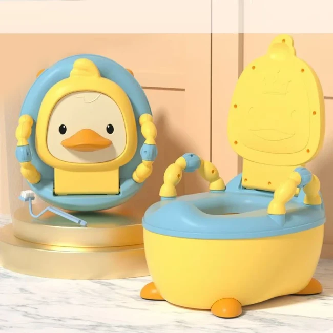 Детский портативный горшок Baby Comfort 8946 Утенок (складной, накладка, ёршик)