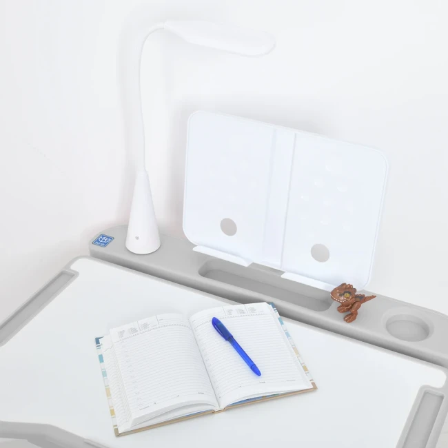 Детская парта Bambi M 5068-11 (1 стул, регулируемая высота, подставка, лампа) Детская парта Bambi M 5068-11 (1 стул, регулируемая высота, подставка, лампа)