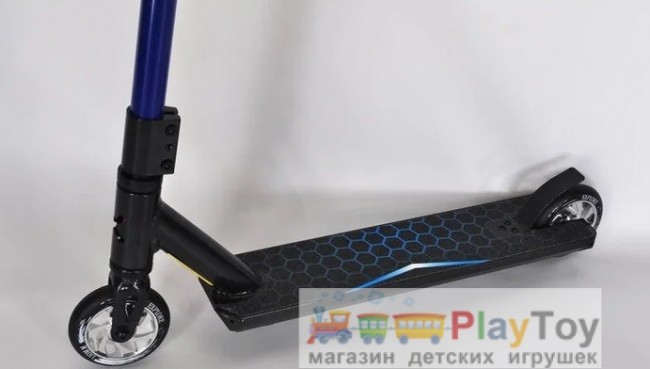 Трюковой самокат Explore Cross Deluxe, система HIC, подшипники ABEC 9, колеса диаметр 110 мм