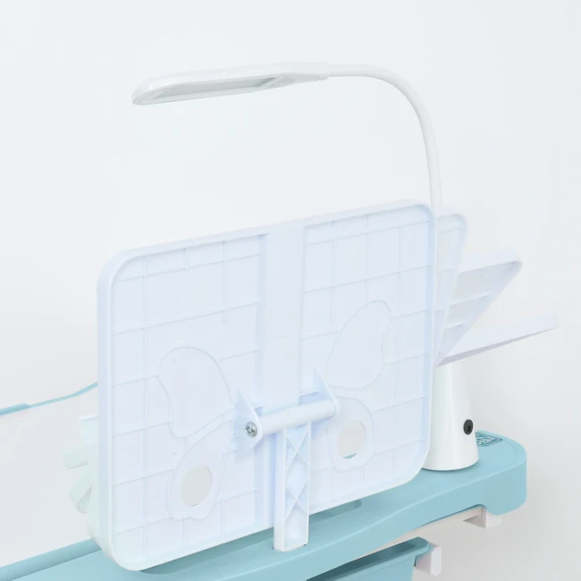 Детская парта Bambi M 5068-12 (1 стул, регулируемая высота, подставка, лампа) Детская парта Bambi M 5068-12 (1 стул, регулируемая высота, подставка, лампа)