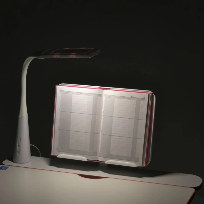 Детская парта Bambi M 6136-11 (1 стул, регулируемая высота, подставка, лампа) Детская парта Bambi M 6136-11 (1 стул, регулируемая высота, подставка, лампа)