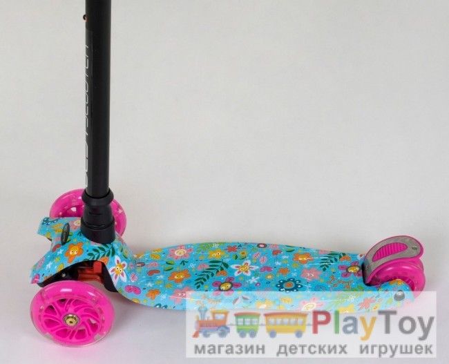 Детский трехколесный самокат Best Scooter MAXI 779-1331 (А 25533) абстракция, с подсветкой колес