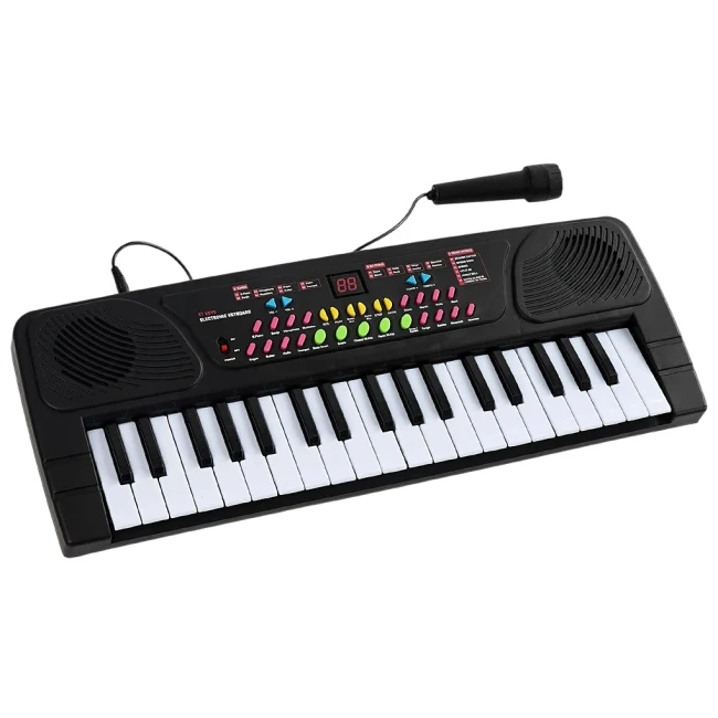 Детский синтезатор Q 331 (37 клавиш, микрофон, запись, на батарейках)